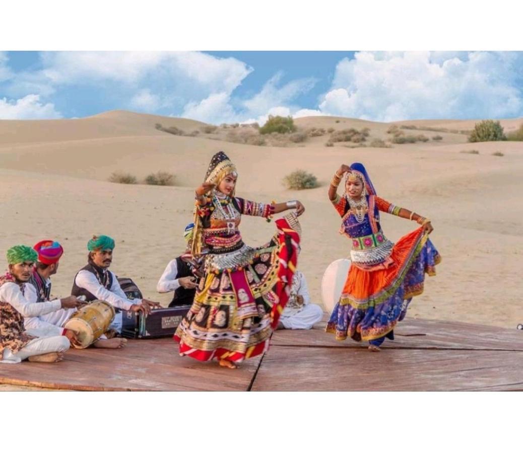 Golden Sandstone Hotel Desert Safari Camp 자이살메르 외부 사진