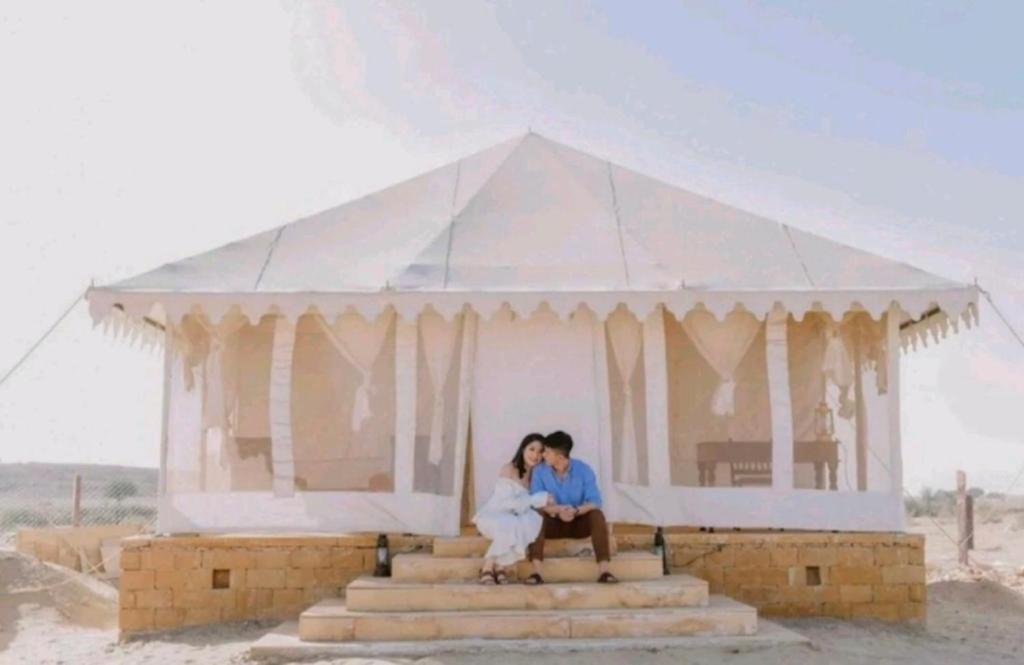 Golden Sandstone Hotel Desert Safari Camp 자이살메르 외부 사진