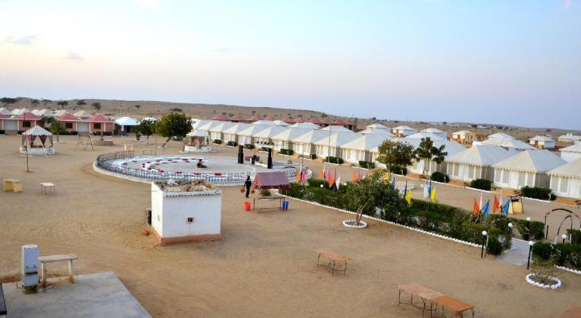 Golden Sandstone Hotel Desert Safari Camp 자이살메르 외부 사진