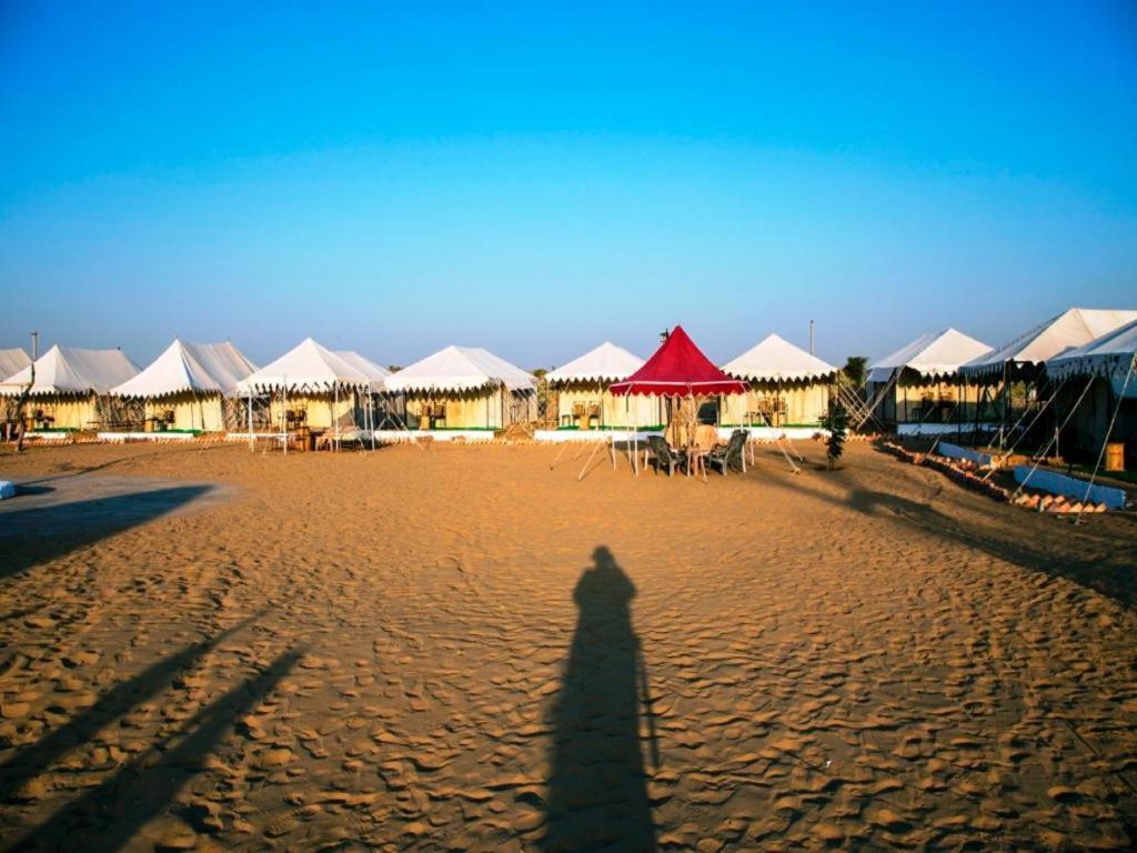 Golden Sandstone Hotel Desert Safari Camp 자이살메르 외부 사진